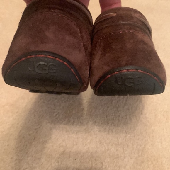 UGG moccasins , brown/ chocolate , great condition - Picture 5 of 8